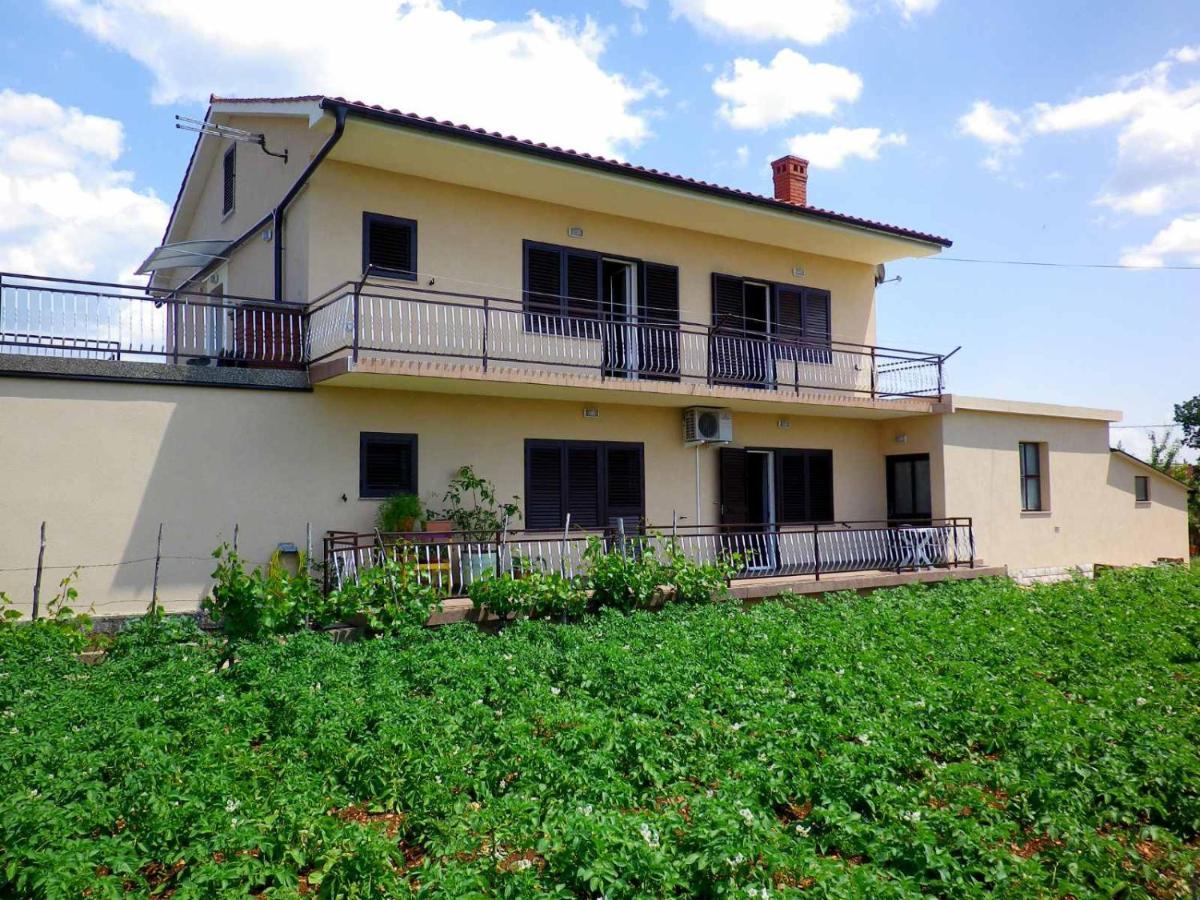 Apartments Rusin Linardići Exterior foto